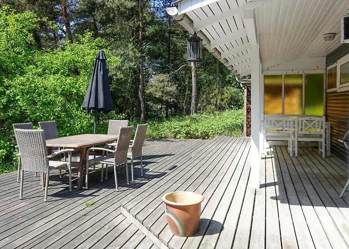 2 Bedroom Stunning In Aakirkeby Vester Somarken